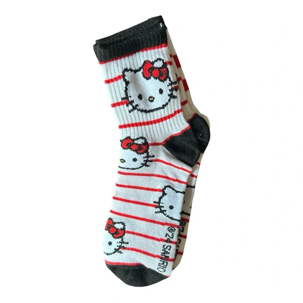 3 pack of Hello Kitty socks - Picture 2 of 2
